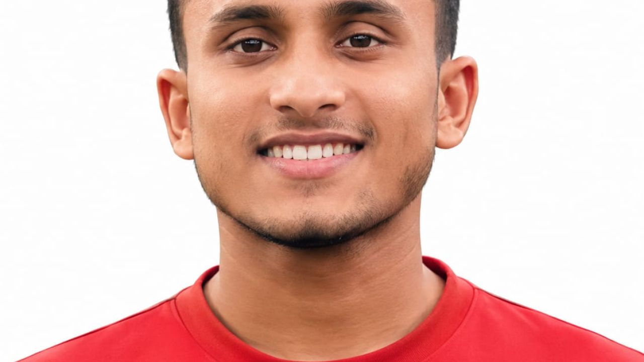 ঈগল বাসের ধাক্কায় রক্তাক্ত কলেজছাত্র, শঙ্কাজনক অবস্থায় হাসপাতালে