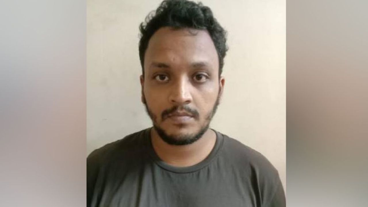শীর্ষ সন্ত্রা'সী ডেভিড ইমনের সহযোগী আকাশ গ্রেফ'তার