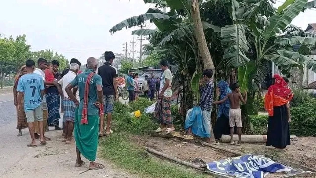 কাজের সন্ধানে বেরিয়ে আর ফেরা হলো না, অ্যাম্বুলেন্সের ধাক্কায় প্রাণ গেল দিনমজুরের