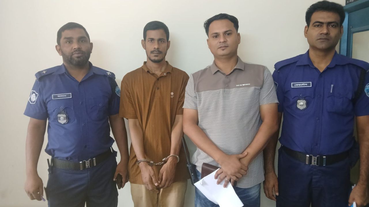 বোয়ালখালীতে মাদক ব্যবসায়ীর এক বছরের কারাদণ্ড
