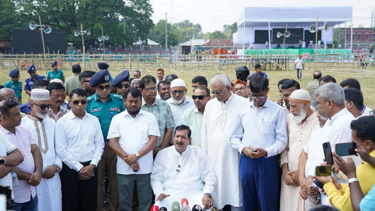 প্রধানমন্ত্রীর আগমন ঘিরে রাজশাহীতে শেষ মুহূর্তের প্রস্তুতি